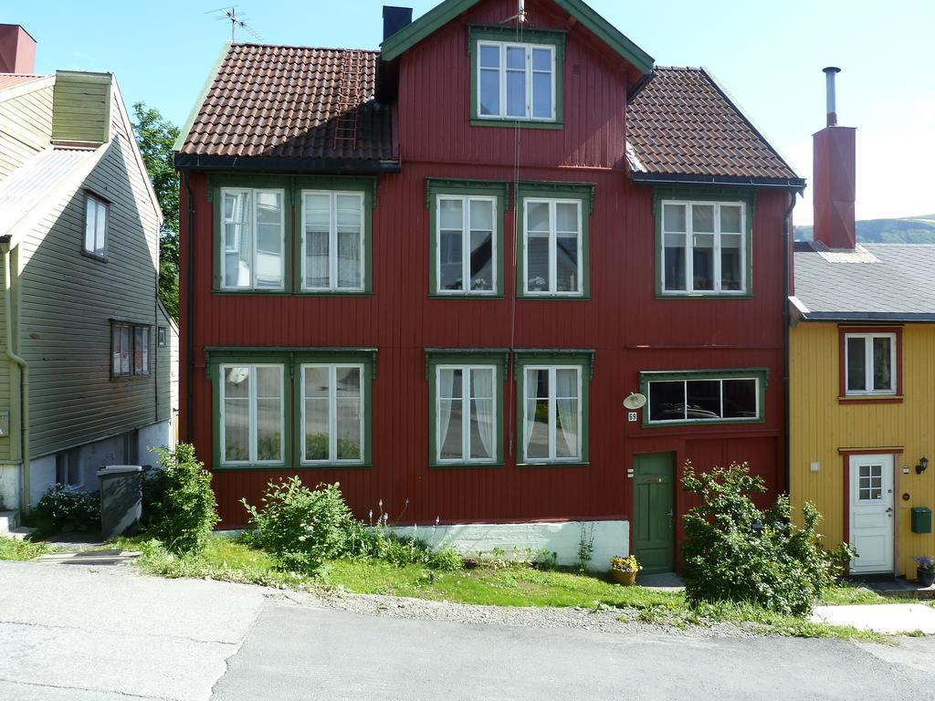 Red Old House Tromso Apartment Pokoj fotografie